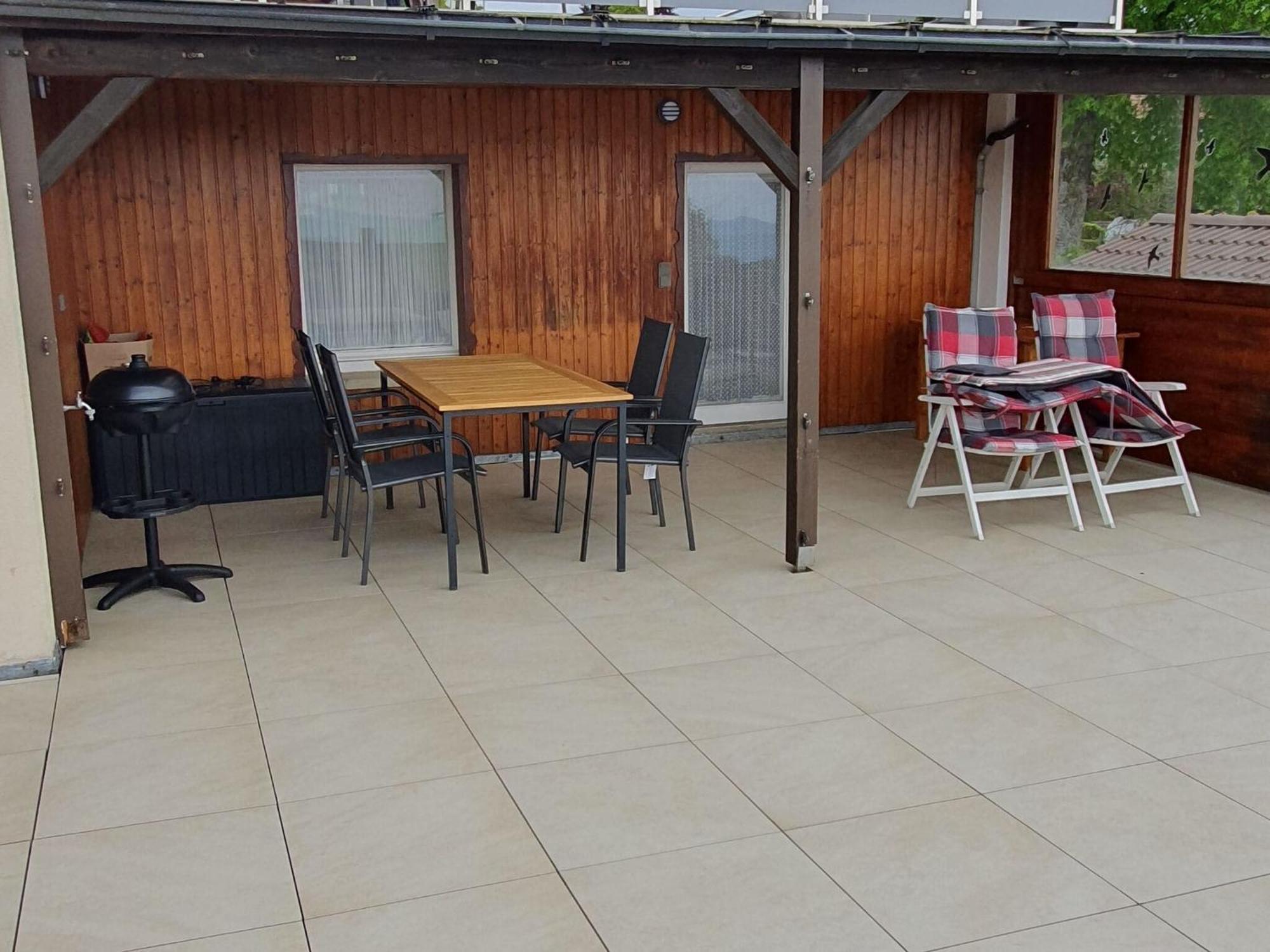 Comfortable Flat In Goerwihl With Balcony Gorwihl Eksteriør bilde